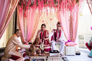 Hindu Pandit Melbourne place picture